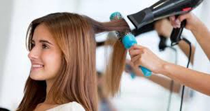 كوافيرة مغربية للتنازل